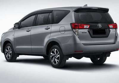 バリ島 イノヴァ・リボーン2